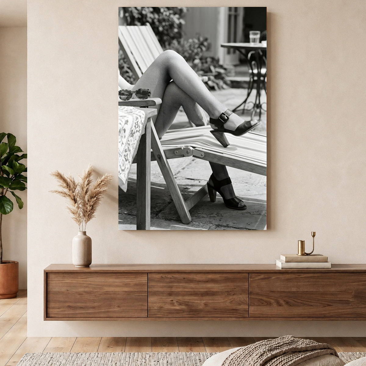ART-001654 — zoomed scene 1 (10%)